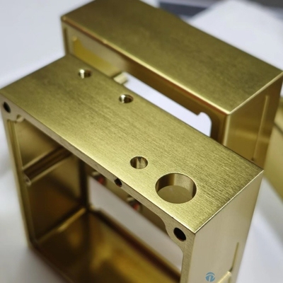 6082 Projector Nemlendiricisi için Alüminyum Kabuk Kabuk CNC İşleme Merkezi Servisi
